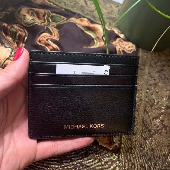 SOLD⛔️Authentic MICKAEL KORS Leather tall card case - Picture 4 of 8